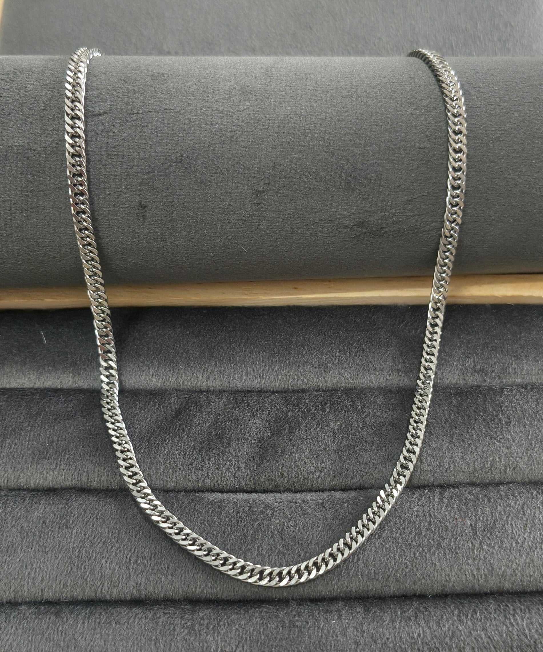 Antitarnish Unisex Stylish Curb Chain Silver Plated
