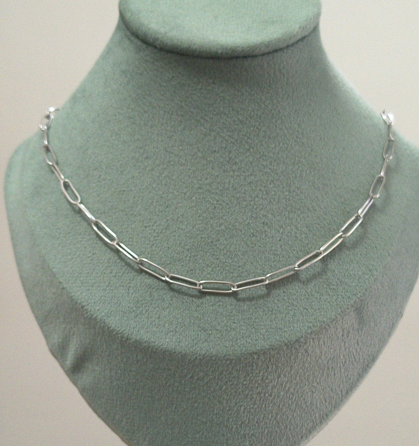 Antitarnish Unisex Stylish Paperclip Chain Silver Plated