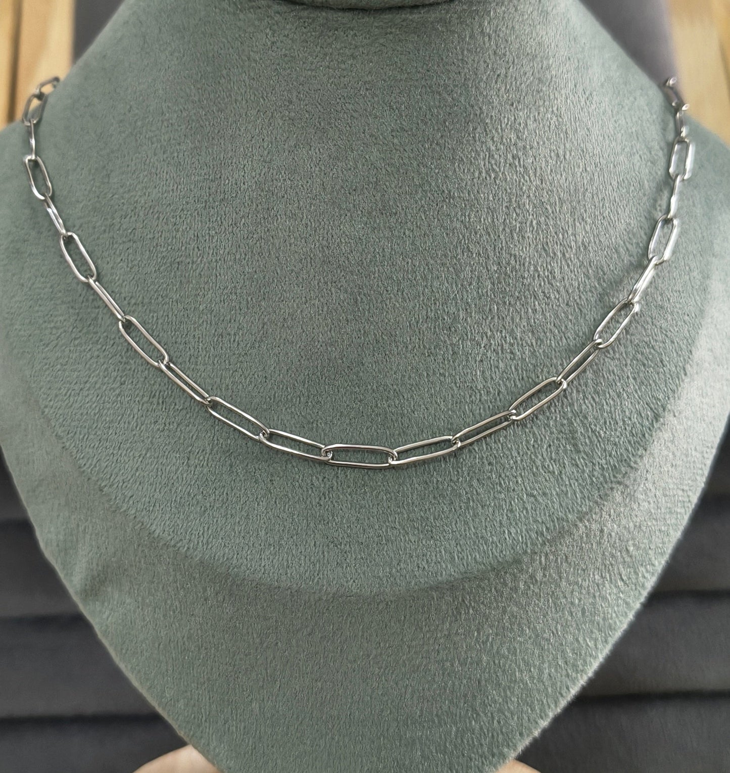 Antitarnish Unisex Stylish Paperclip Chain Silver Plated