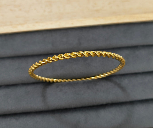 Antitarnish Unisex Twisted Design Kada Bangle 18K Gold Plated