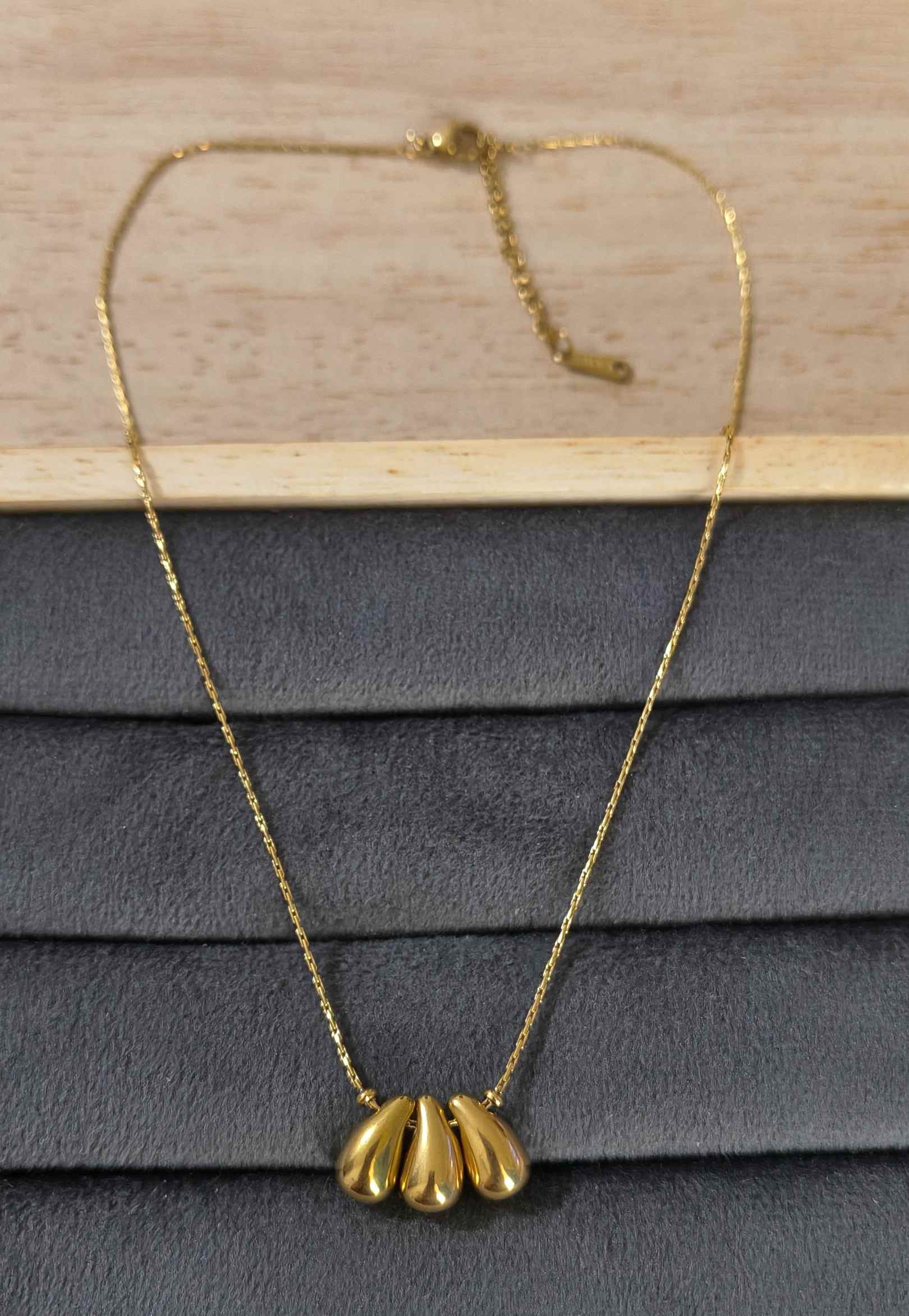 Antitarnish Waterdrop Pendant Necklace 18K Gold Plated