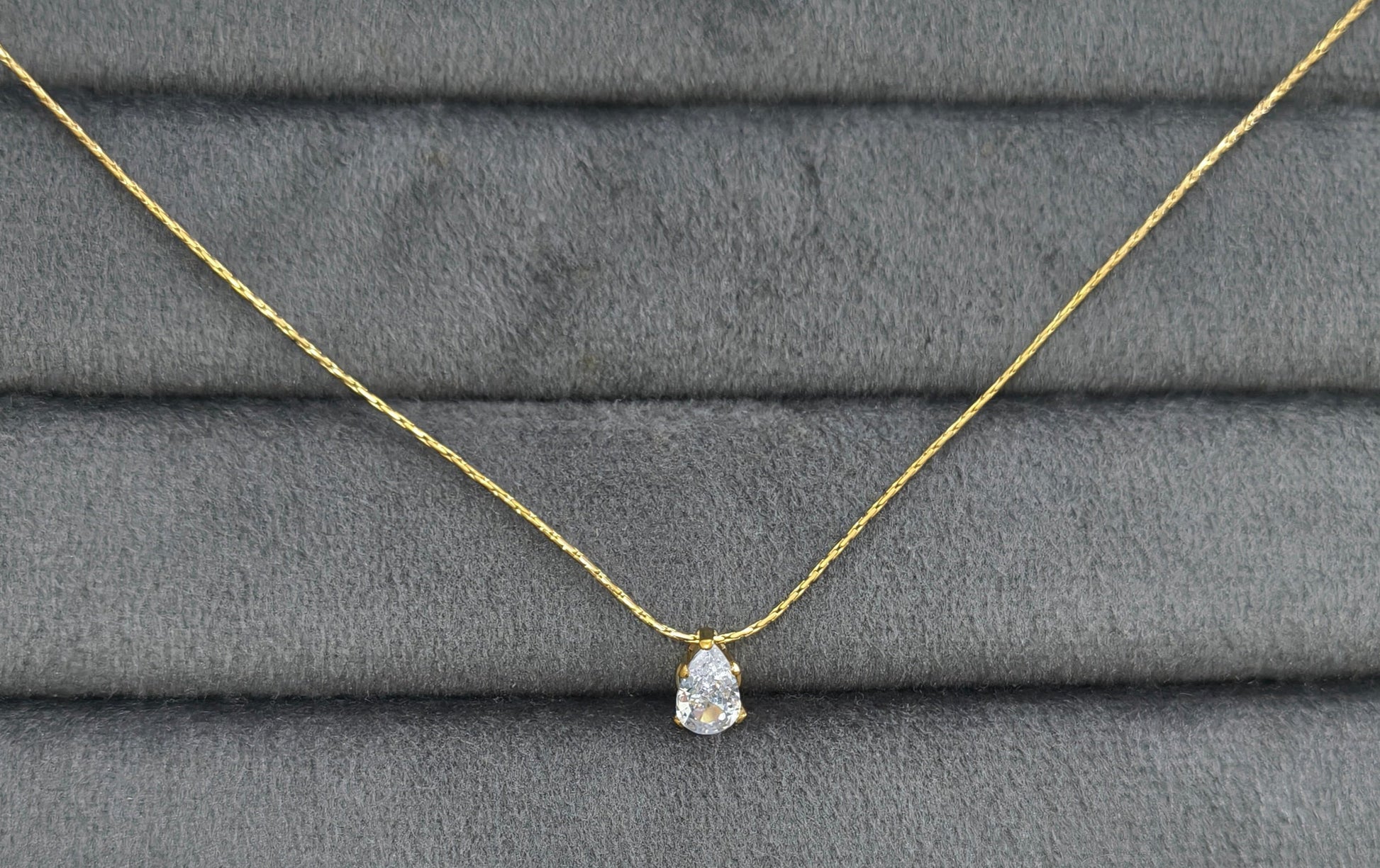 Antitarnish Waterdrop Solitaire Pendant Necklace 18K Gold Plated