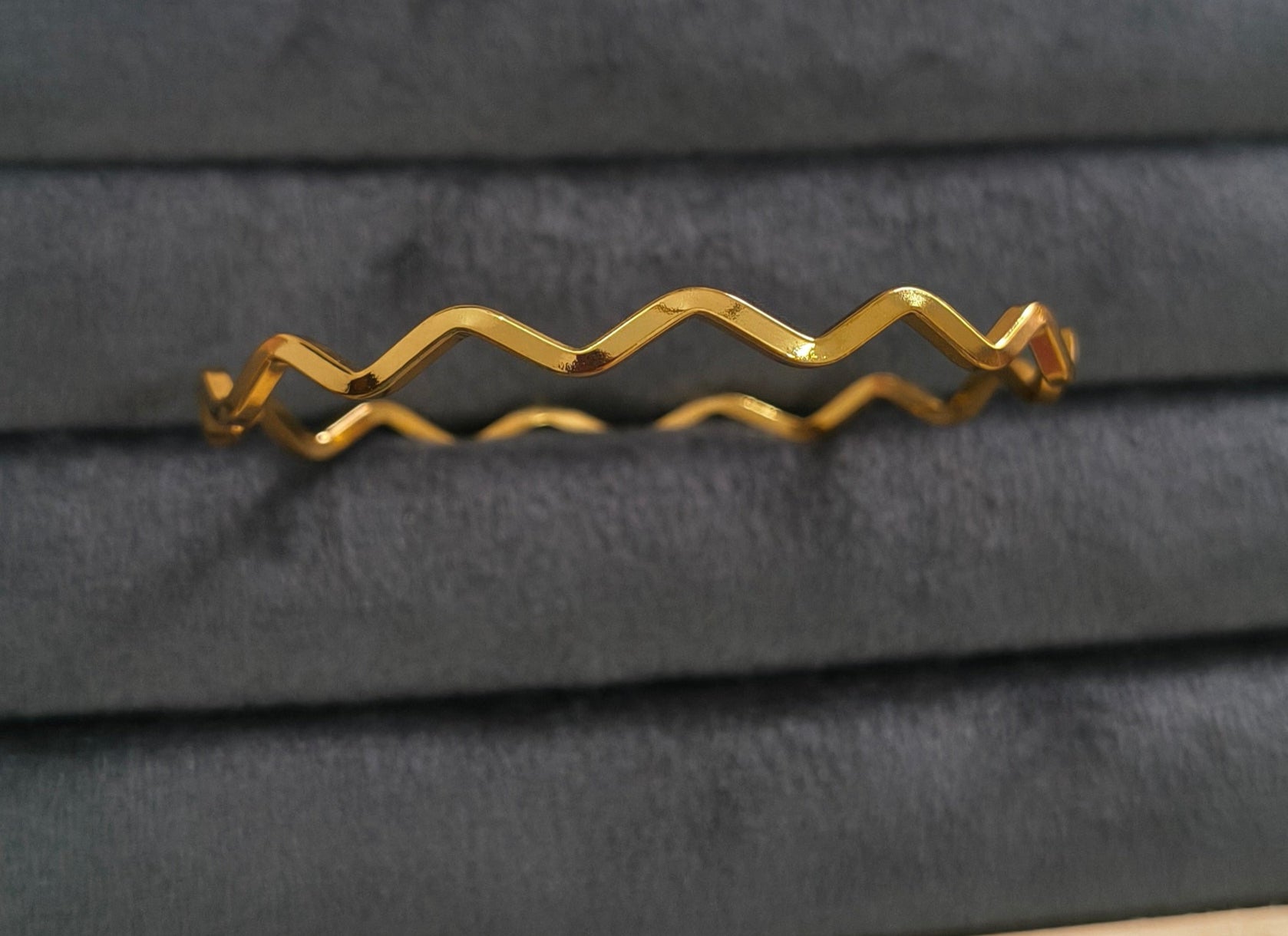 Antitarnish Zigzag Design Kada Bangle 18K Gold Plated
