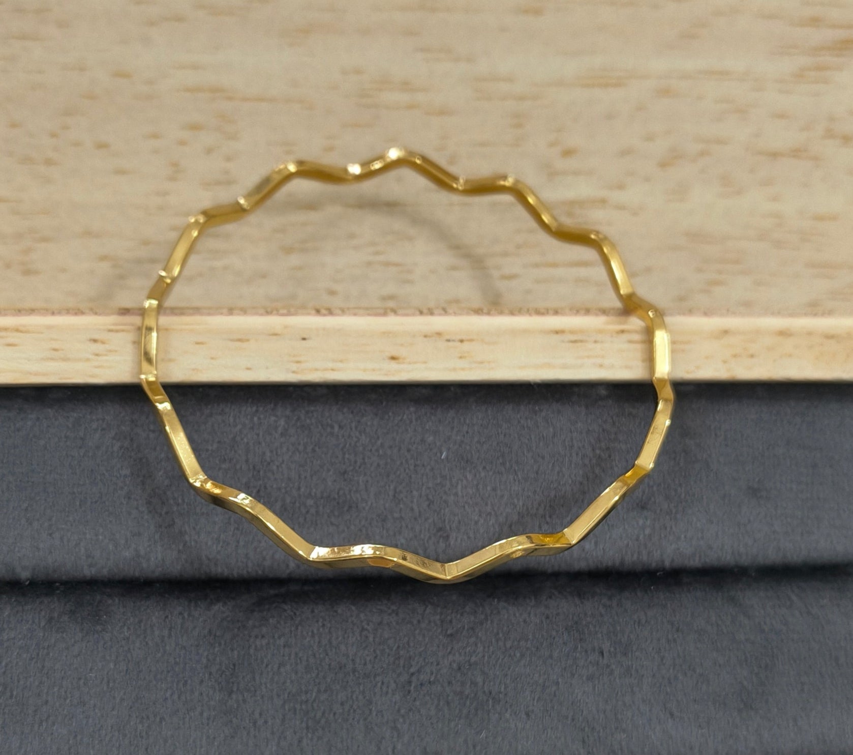 Antitarnish Zigzag Design Kada Bangle 18K Gold Plated