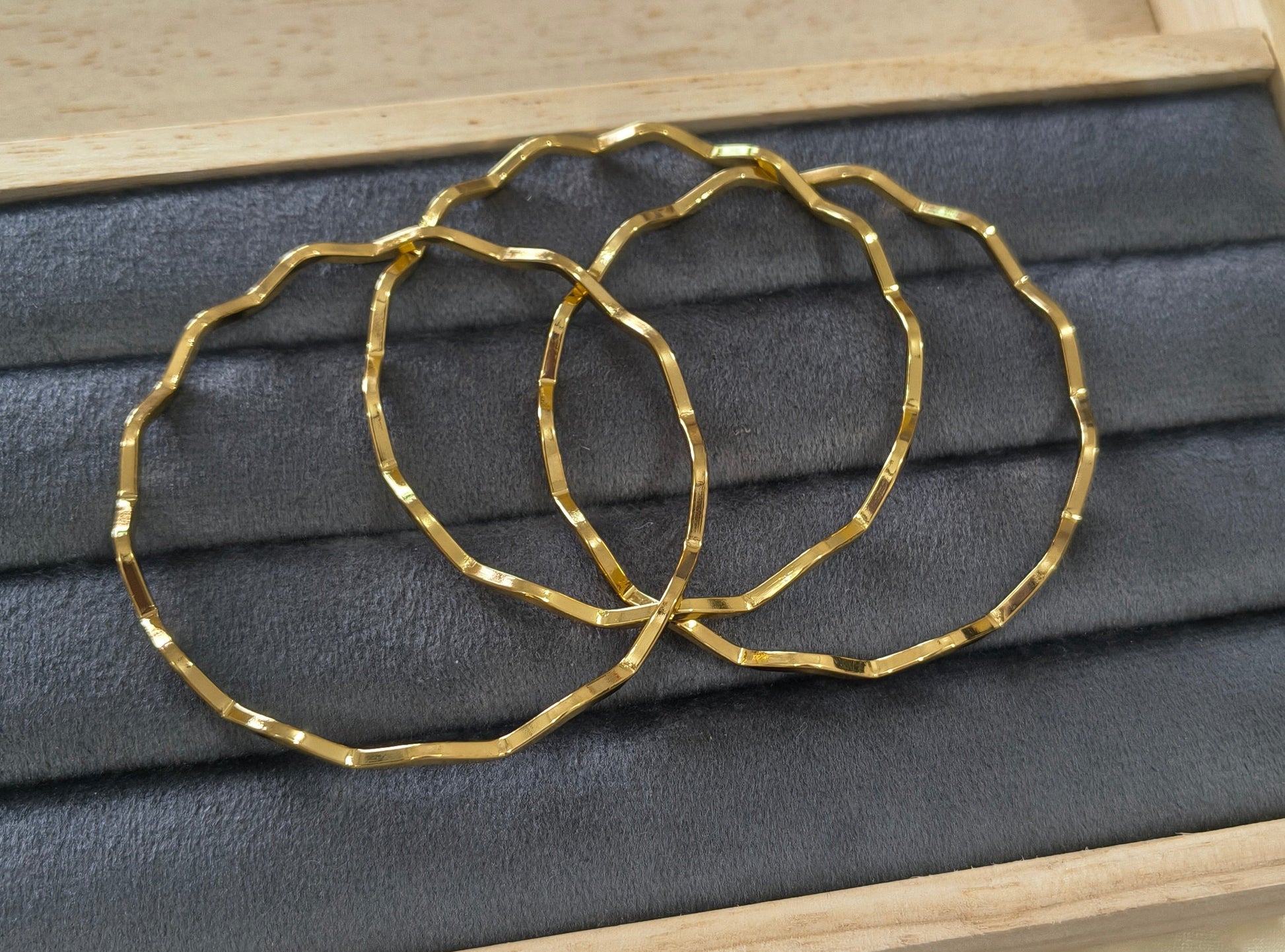 Antitarnish Zigzag Design Kada Bangle 18K Gold Plated