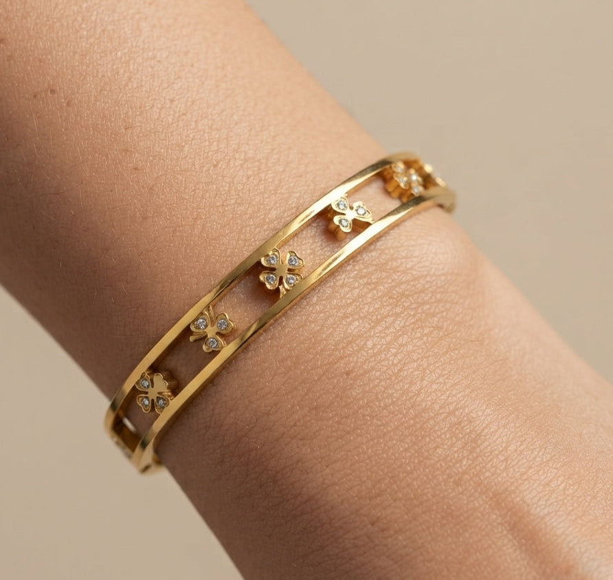 Antitarnish Zircon Stone Studded Bracelet 18K Gold Plated