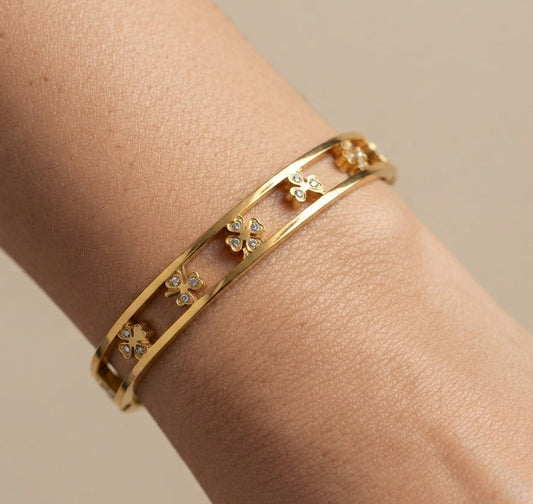 Antitarnish Zircon Stone Studded Bracelet 18K Gold Plated