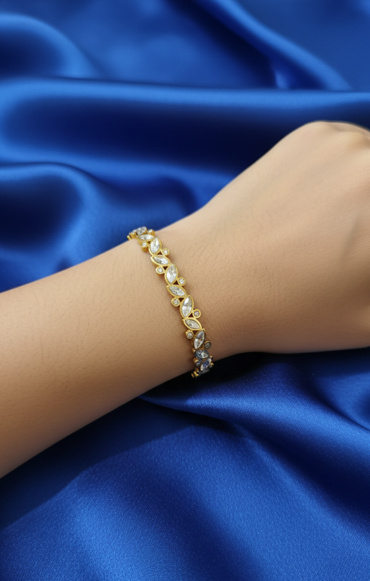 Antitarnish Zircon Stone Studded Bracelet 18K Gold Plated