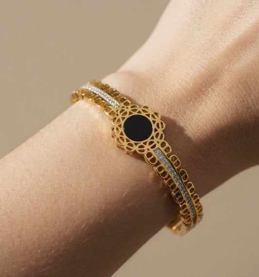 Black Centre Stone Studded Classic 18K Gold Plated Bracelet