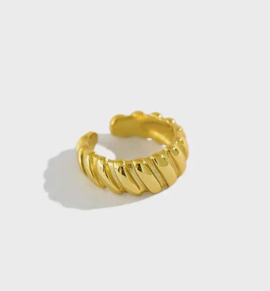 Classic Spiral Style Adjustable 18K Gold Plated Ring