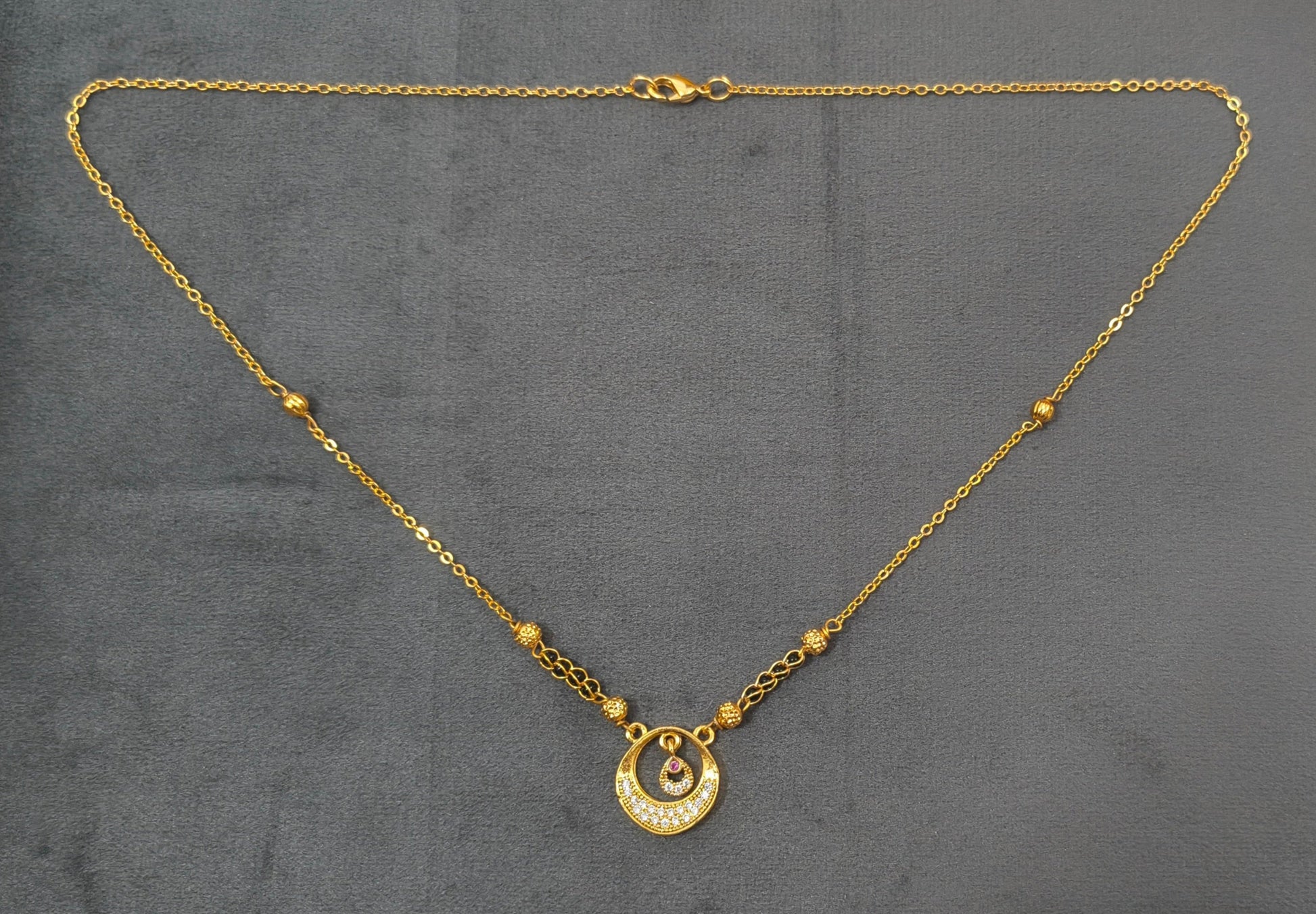 Daily Wear Black Beaded Fancy Round Pendant Mangalsutra
