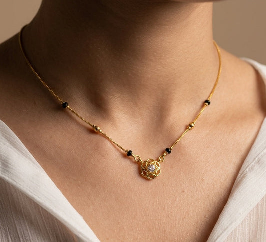 Daily Wear Black Beaded Floral Solitaire Pendant Mangalsutra