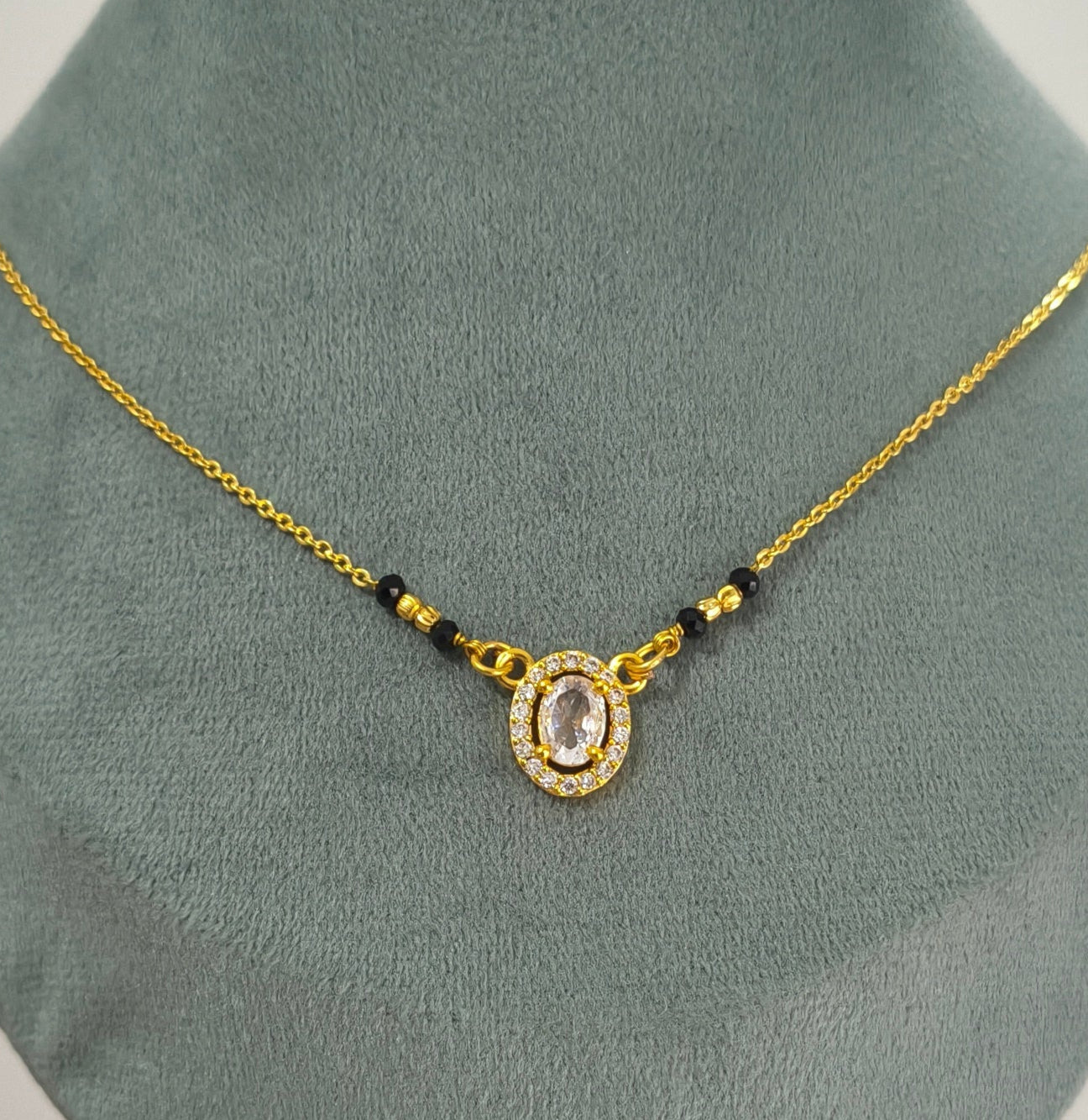 Daily Wear Black Beaded Round Solitaire Pendant Mangalsutra