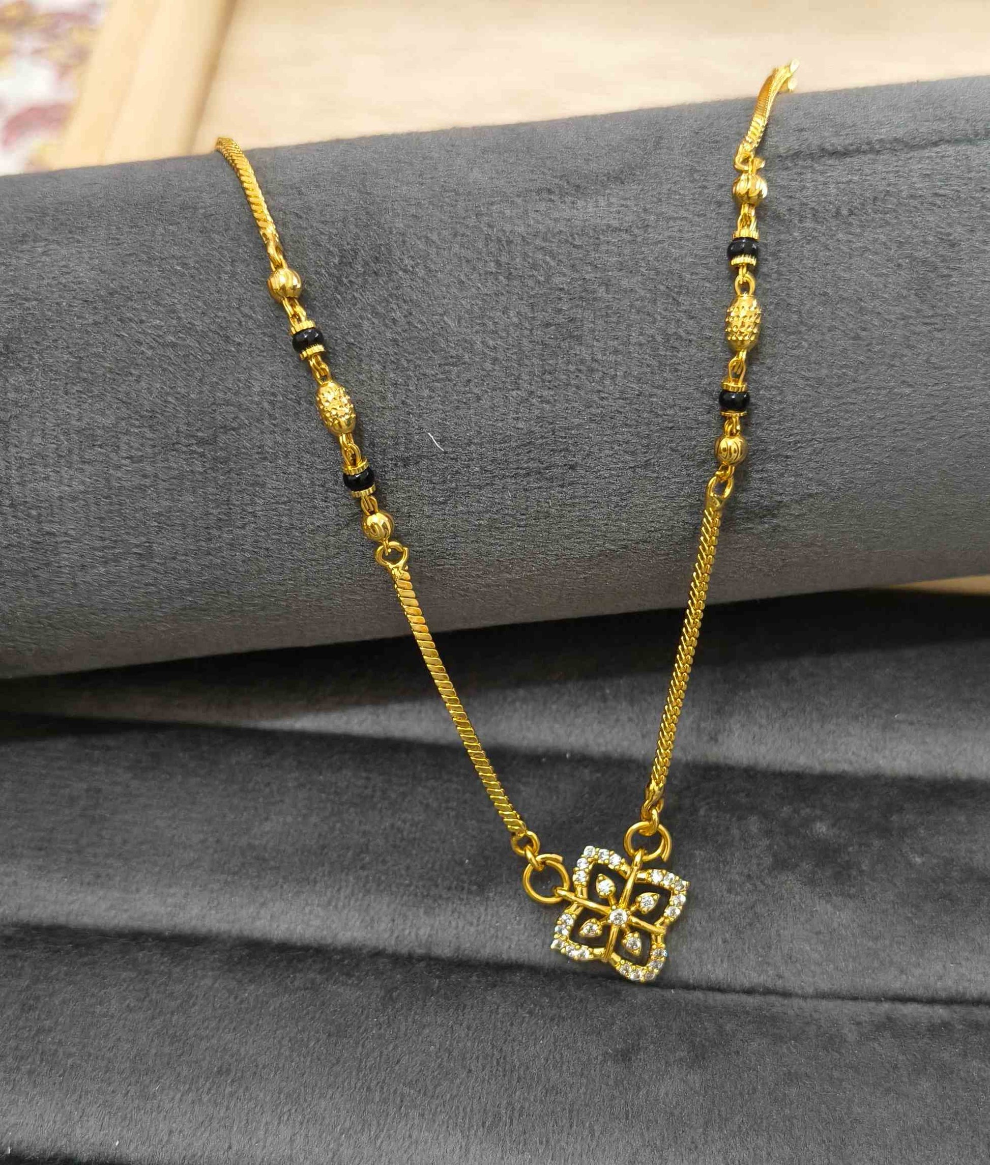 Daily Wear Mangalsutra Premium Star Glaze Pendant