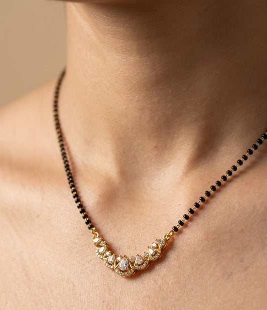 Daily Wear Mangalsutra with Eternal Shiny Diamond Pendant