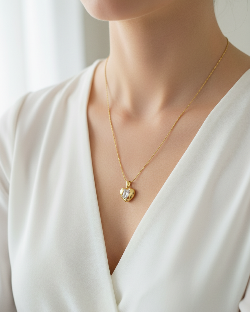 Diamond Studded Heart Pendant Necklace 18K Gold Plated