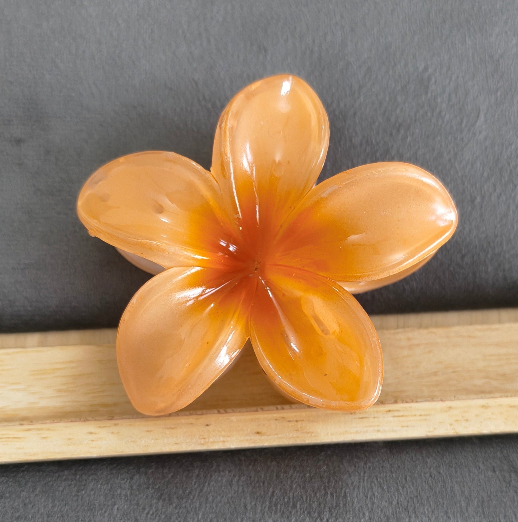 Dual Color Glossy Flower Hair Claw Clips