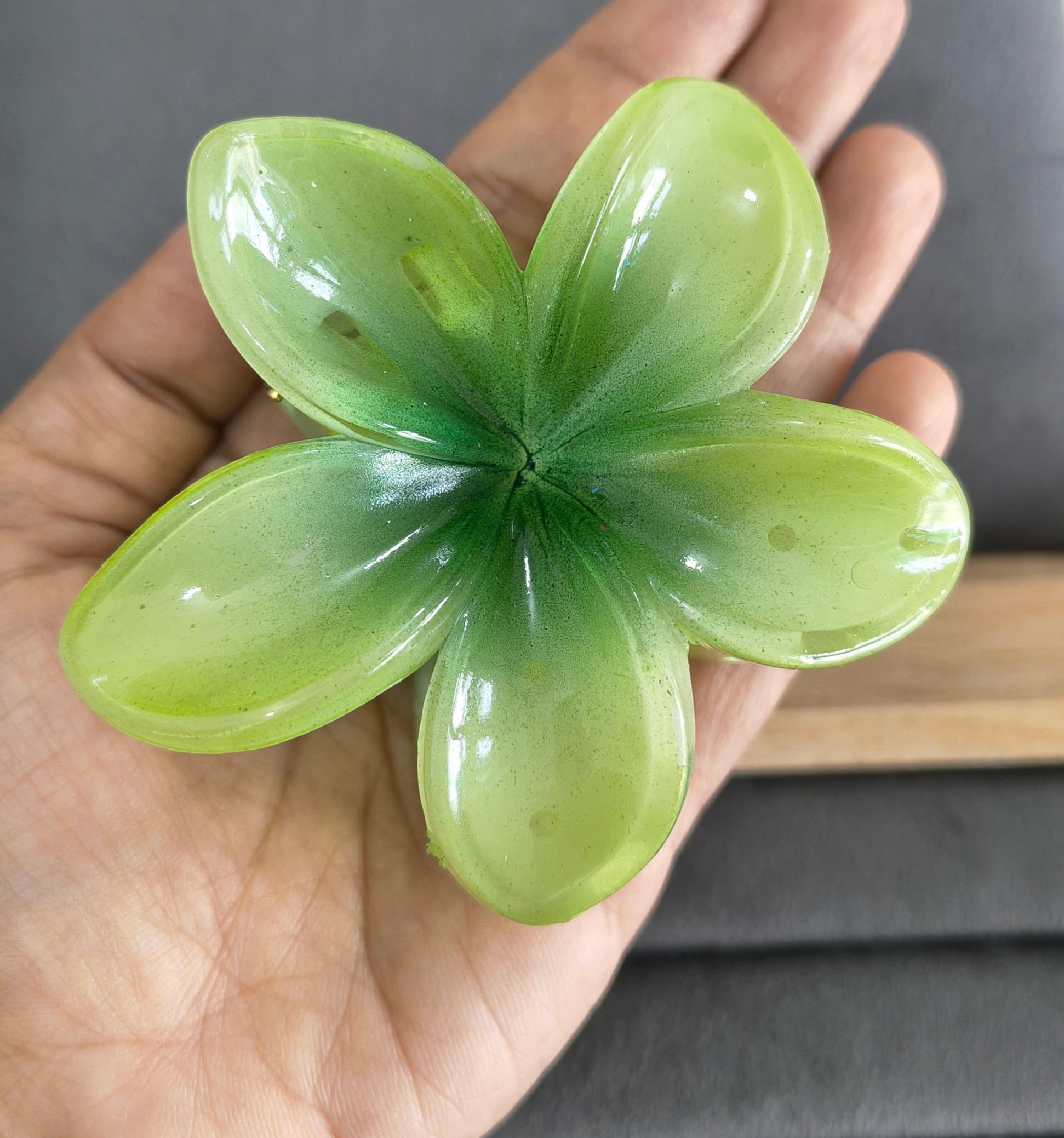 Dual Color Glossy Flower Hair Claw Clips