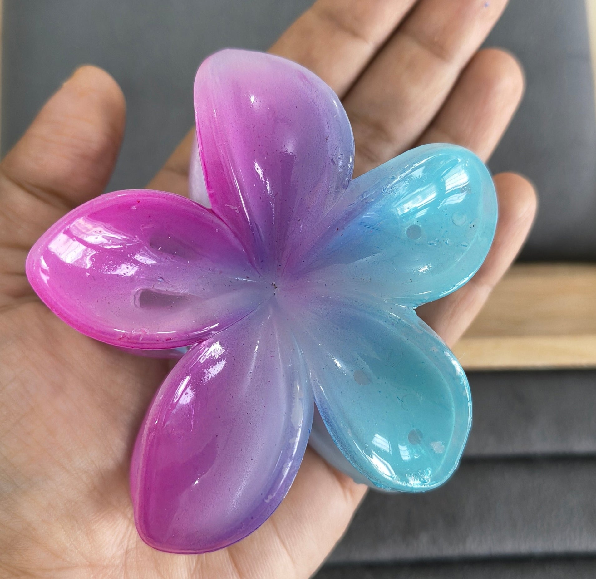 Dual Color Glossy Flower Hair Claw Clips