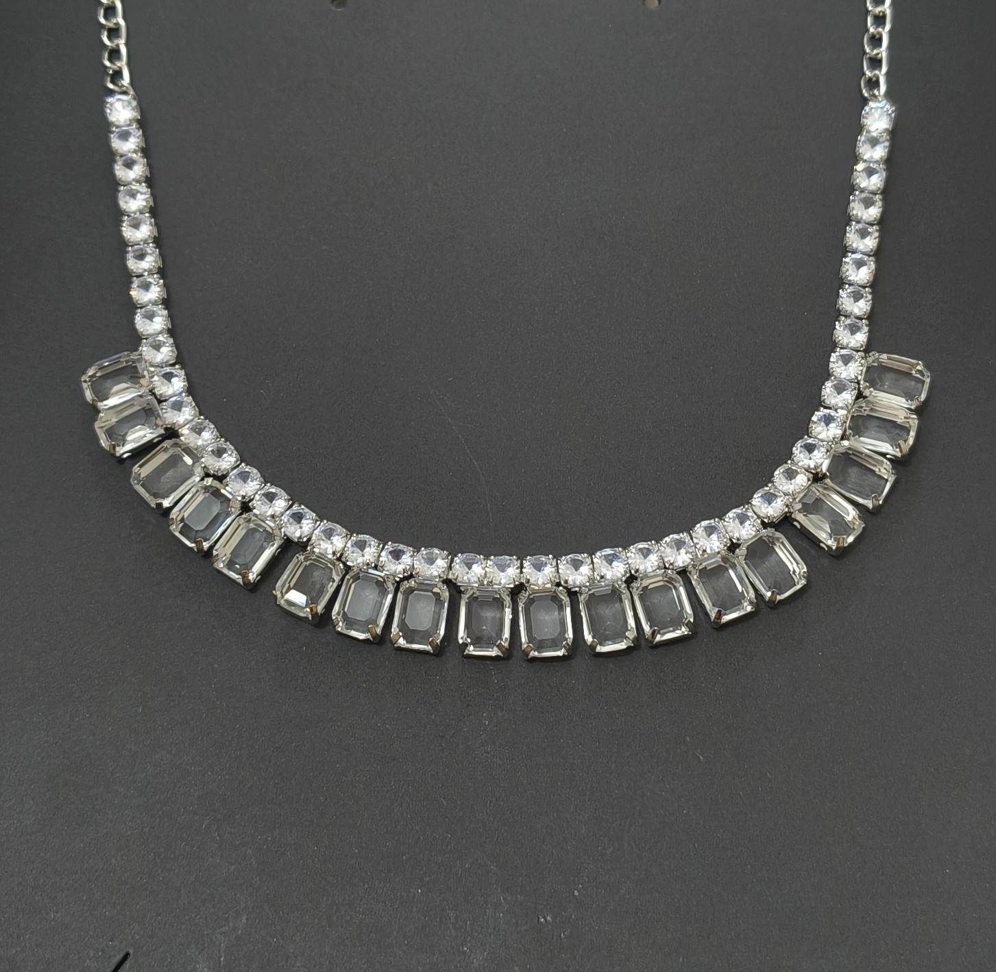 Elegant Clear Glass Stone Necklace Set Rhodium Plated
