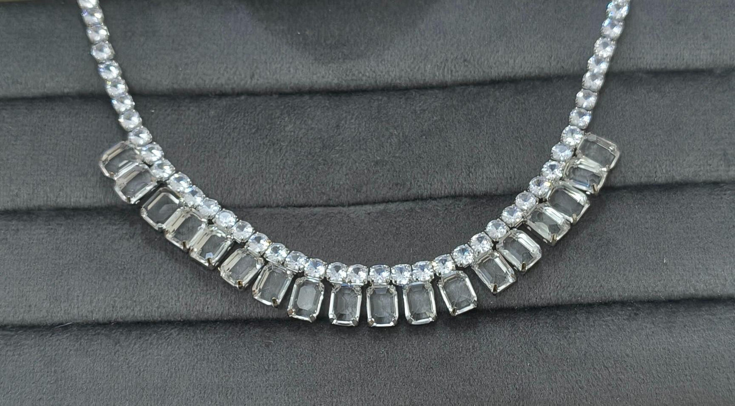 Elegant Clear Glass Stone Necklace Set Rhodium Plated