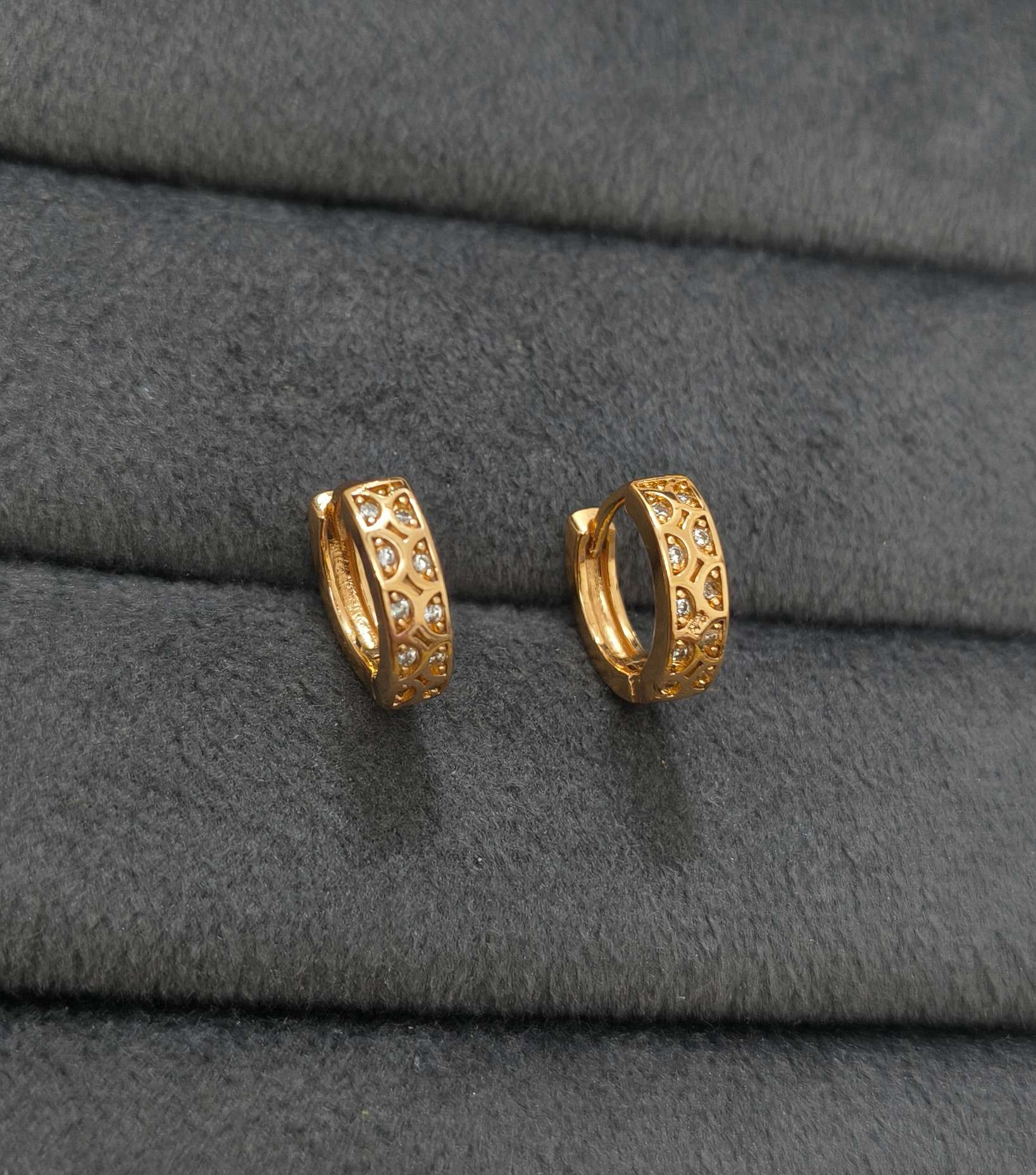 Fancy Hoop / Bali Mesh Diamond Studded Rosegold Earrings