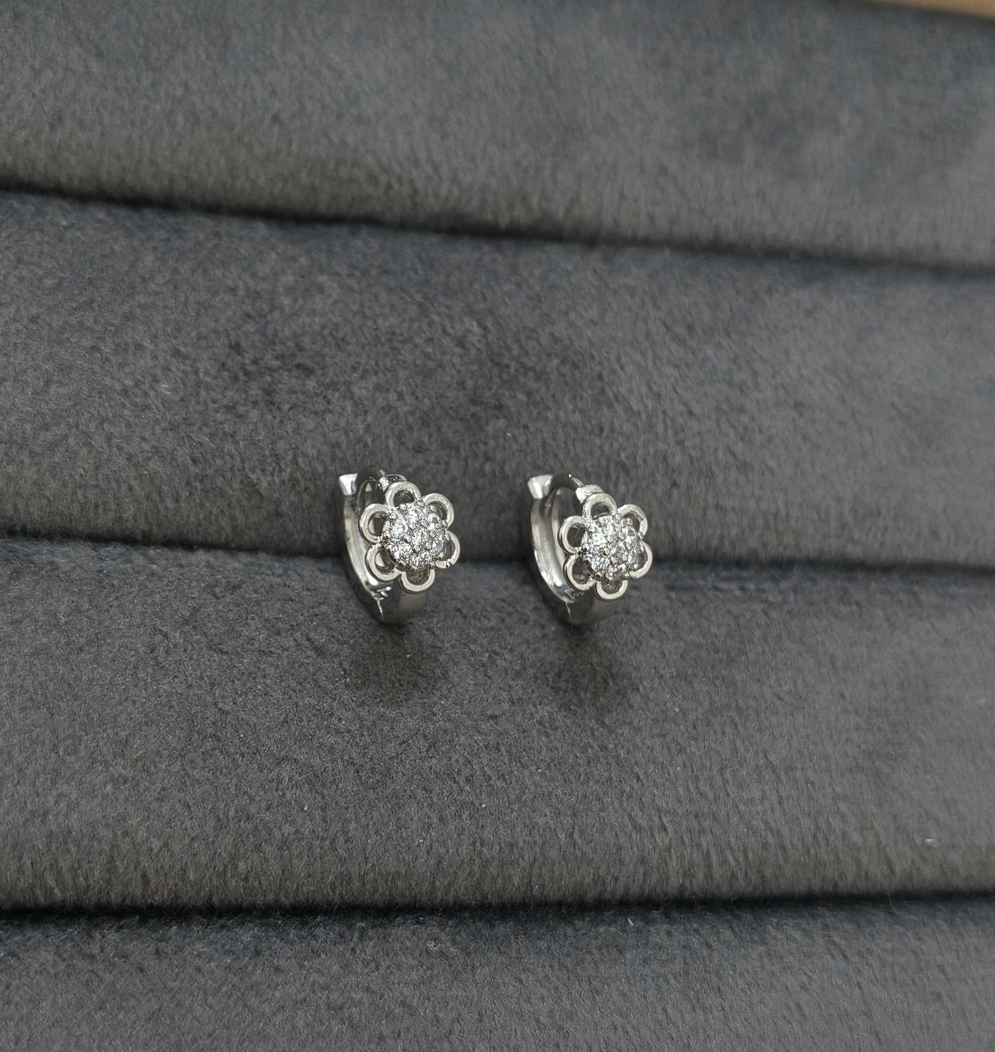 Fancy Hoop / Bali Tiny Diamond Flower Silver Earrings