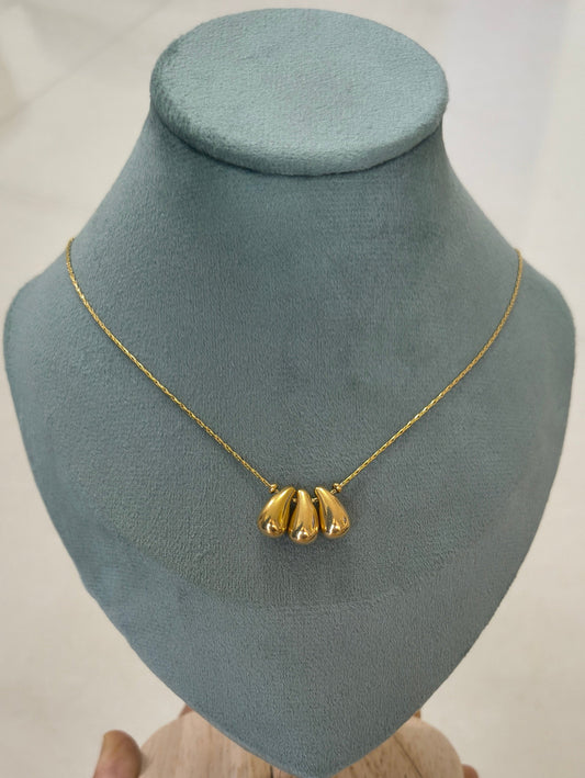 Golden Waterdrop Pendant Necklace 18K Gold Plated