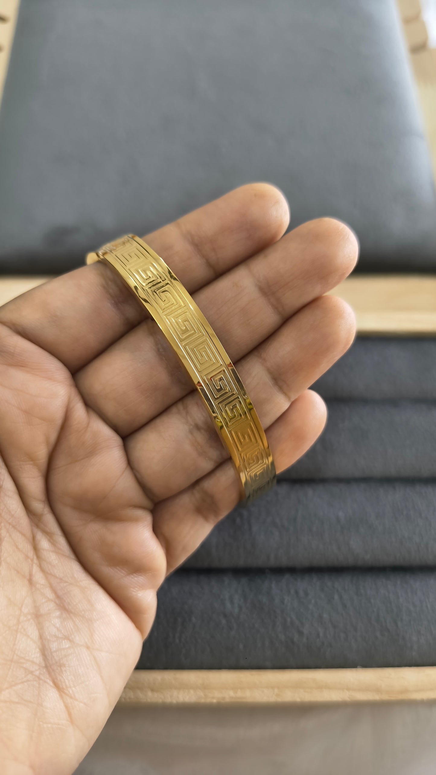 Anti Tarnish Men's Bracelet 18K Gold Plated Greek Key Pattern