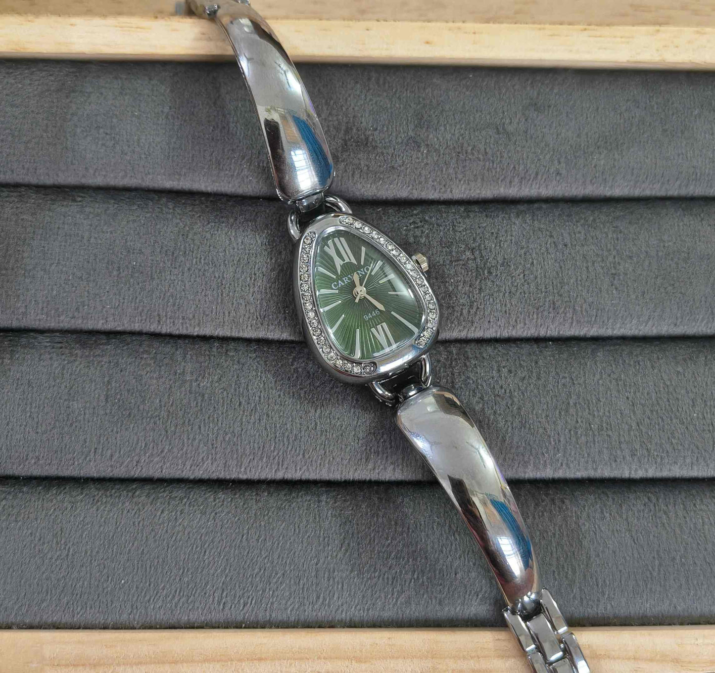 Anti Tarnish Wrist Watch Silver Green Dial 18K Gold Plated