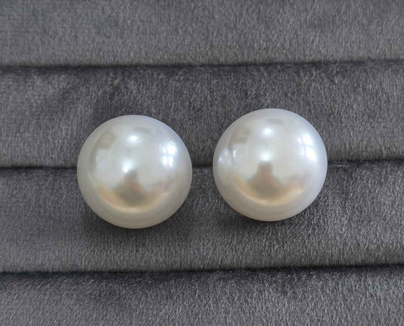 Korean Bold Statement Pearl Stud Earrings