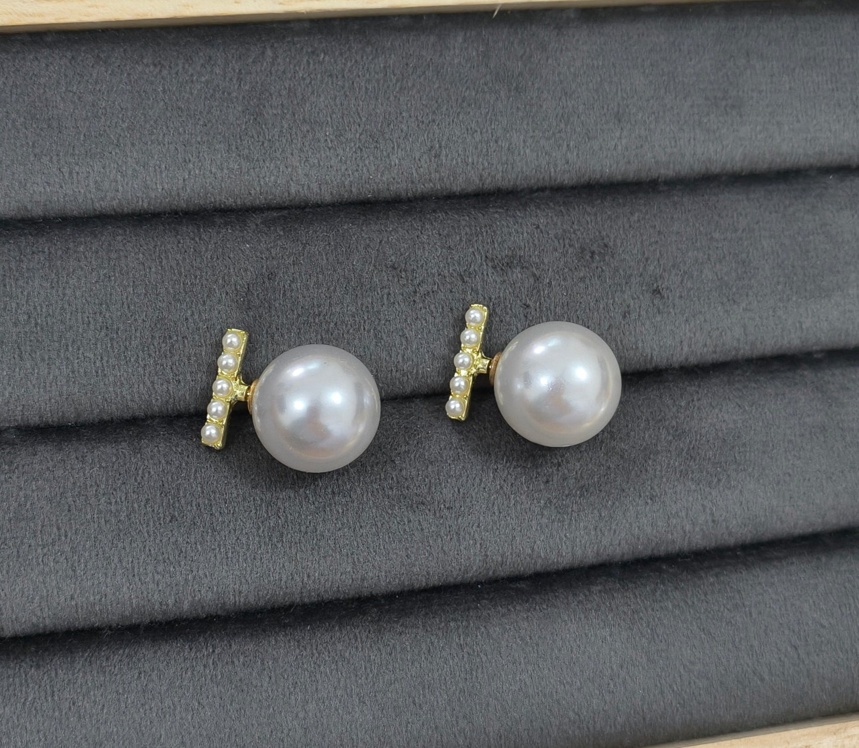 Korean Party Wear Pearl Studs Earrings