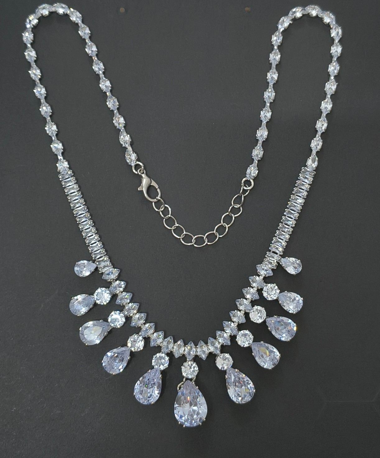 Luxury Bridal Shiny Glass Stone Necklace Rhodium Plated