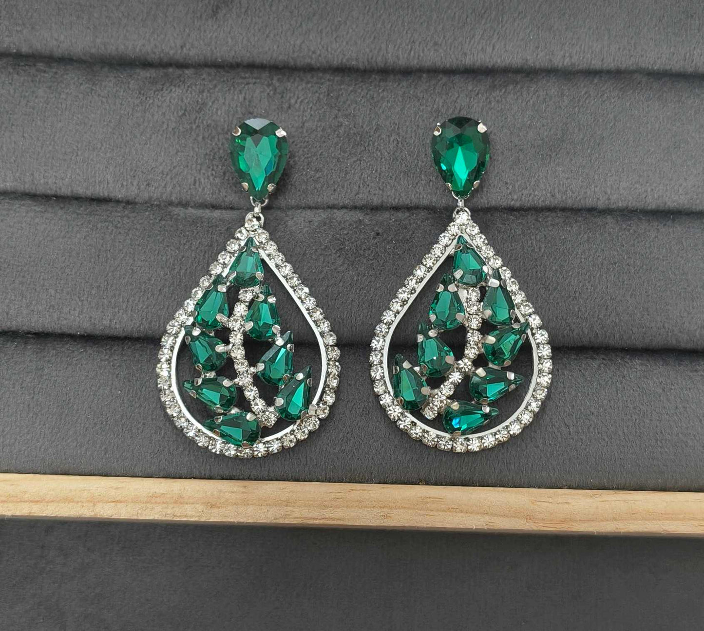 Luxury Party Emerald Glass Stone Dangler Drop Earrings
