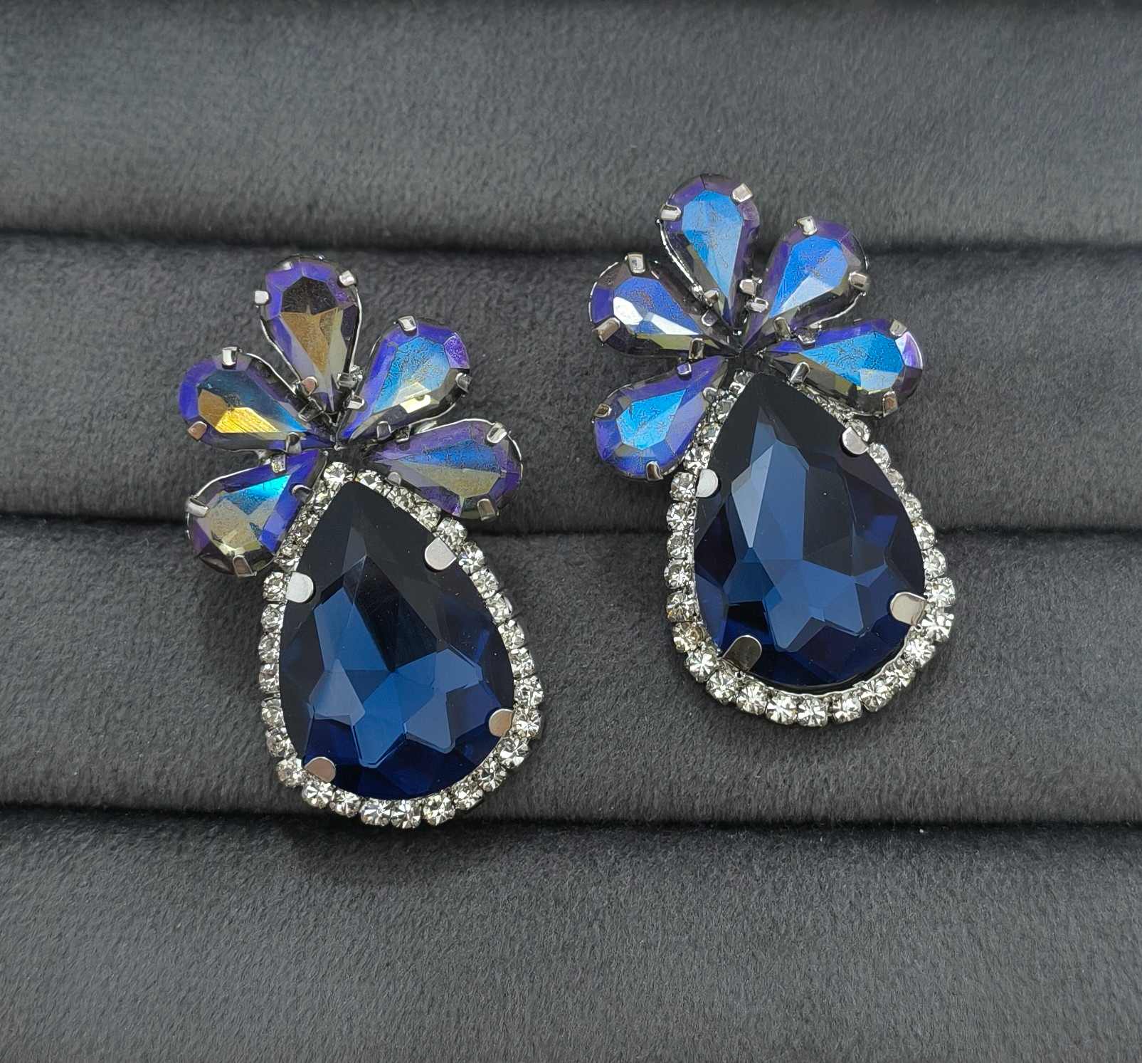 Luxury Party Look Blue Glass Stone Stud Earrings