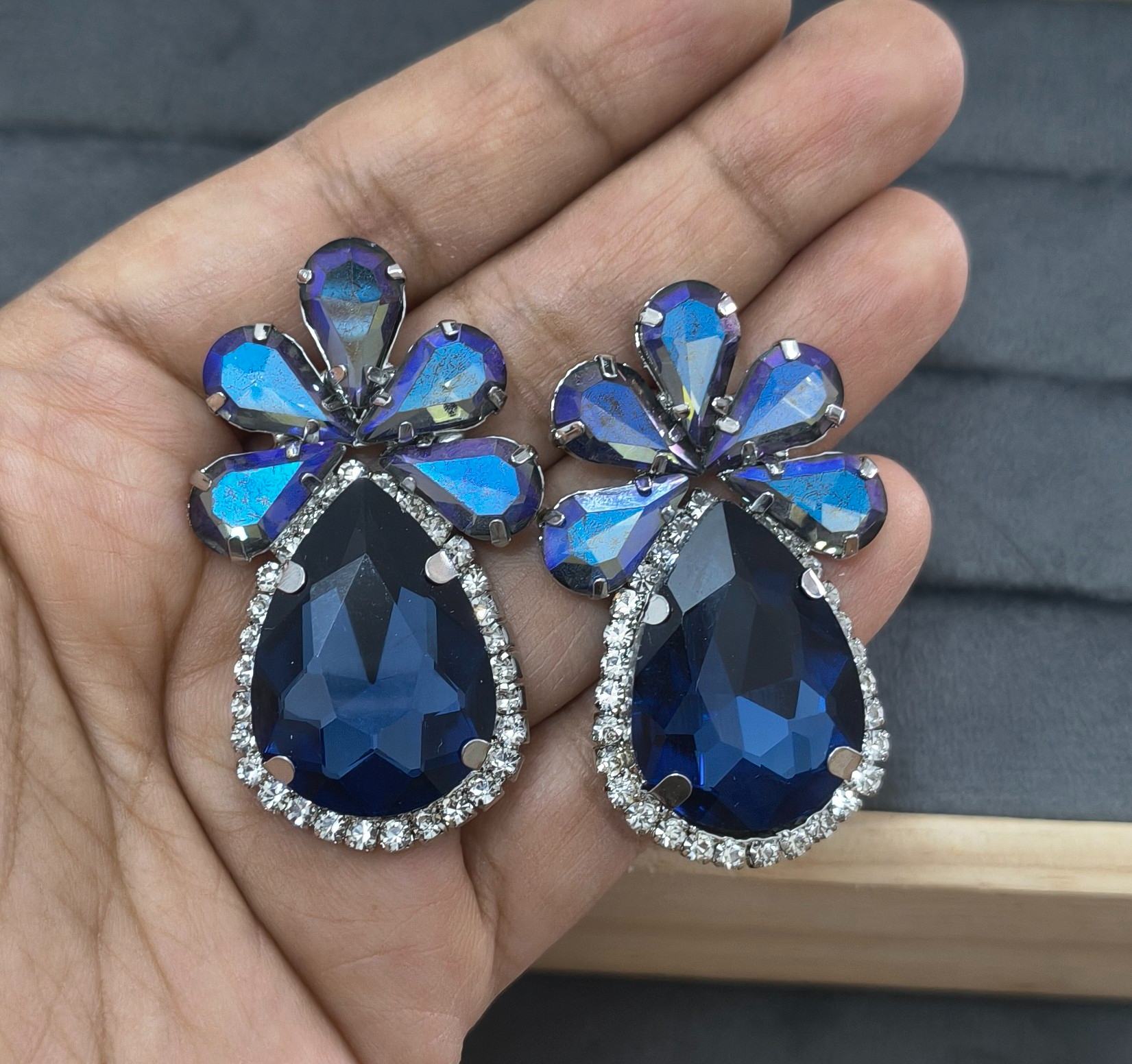 Luxury Party Look Blue Glass Stone Stud Earrings