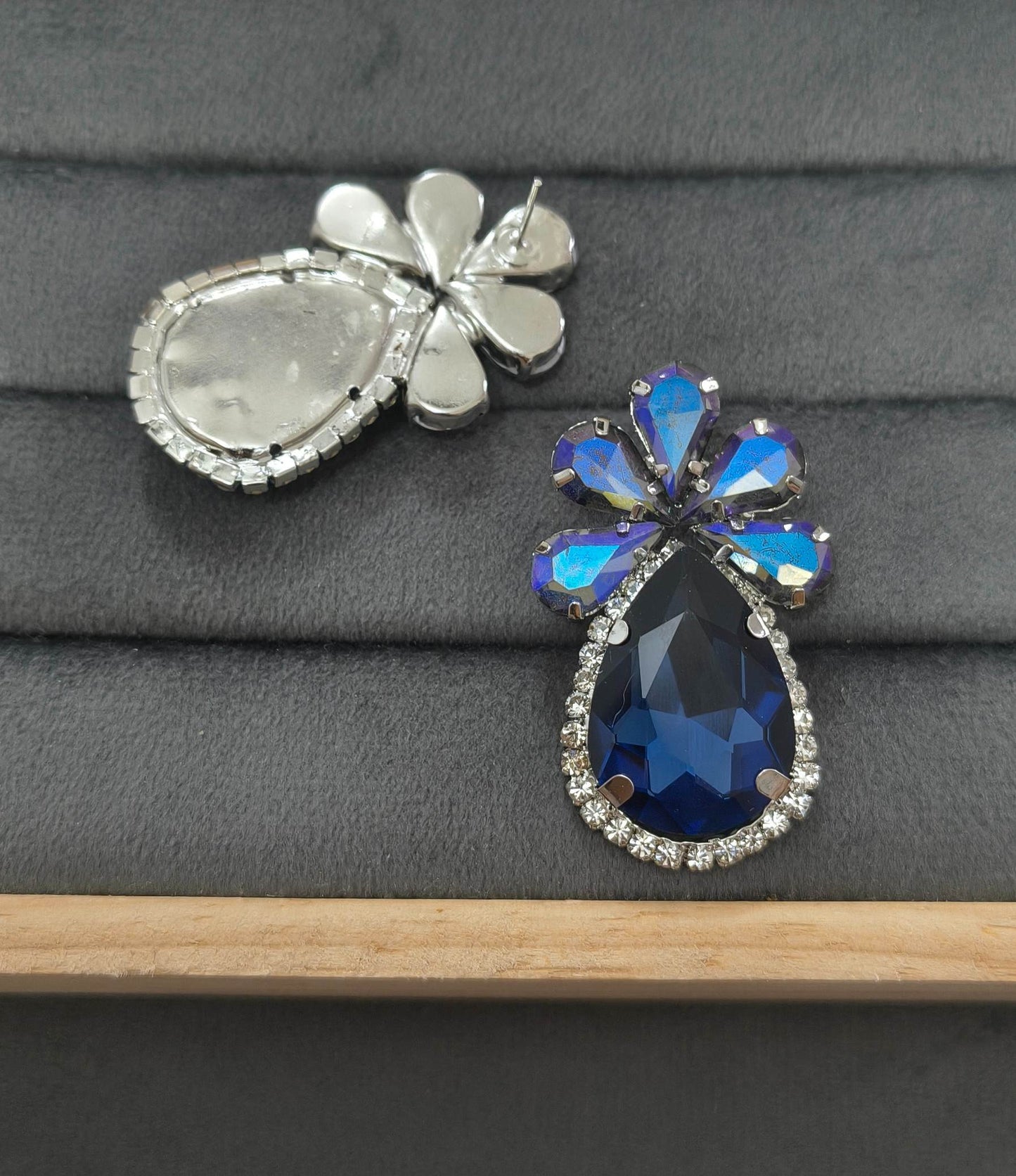 Luxury Party Look Blue Glass Stone Stud Earrings