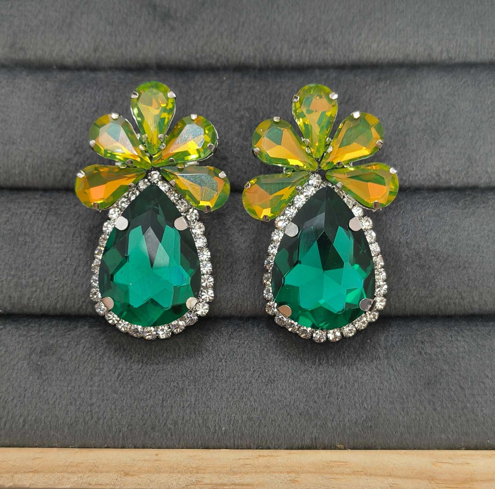 Luxury Party Look Green Glass Stone Stud Earrings