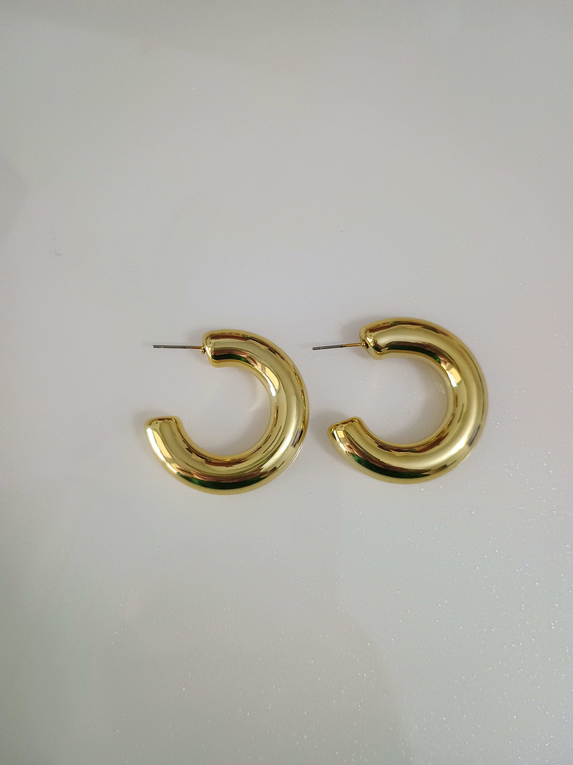 Premium Lightweight Golden Hoops- Fancy Earrings - Urban Era Jewel