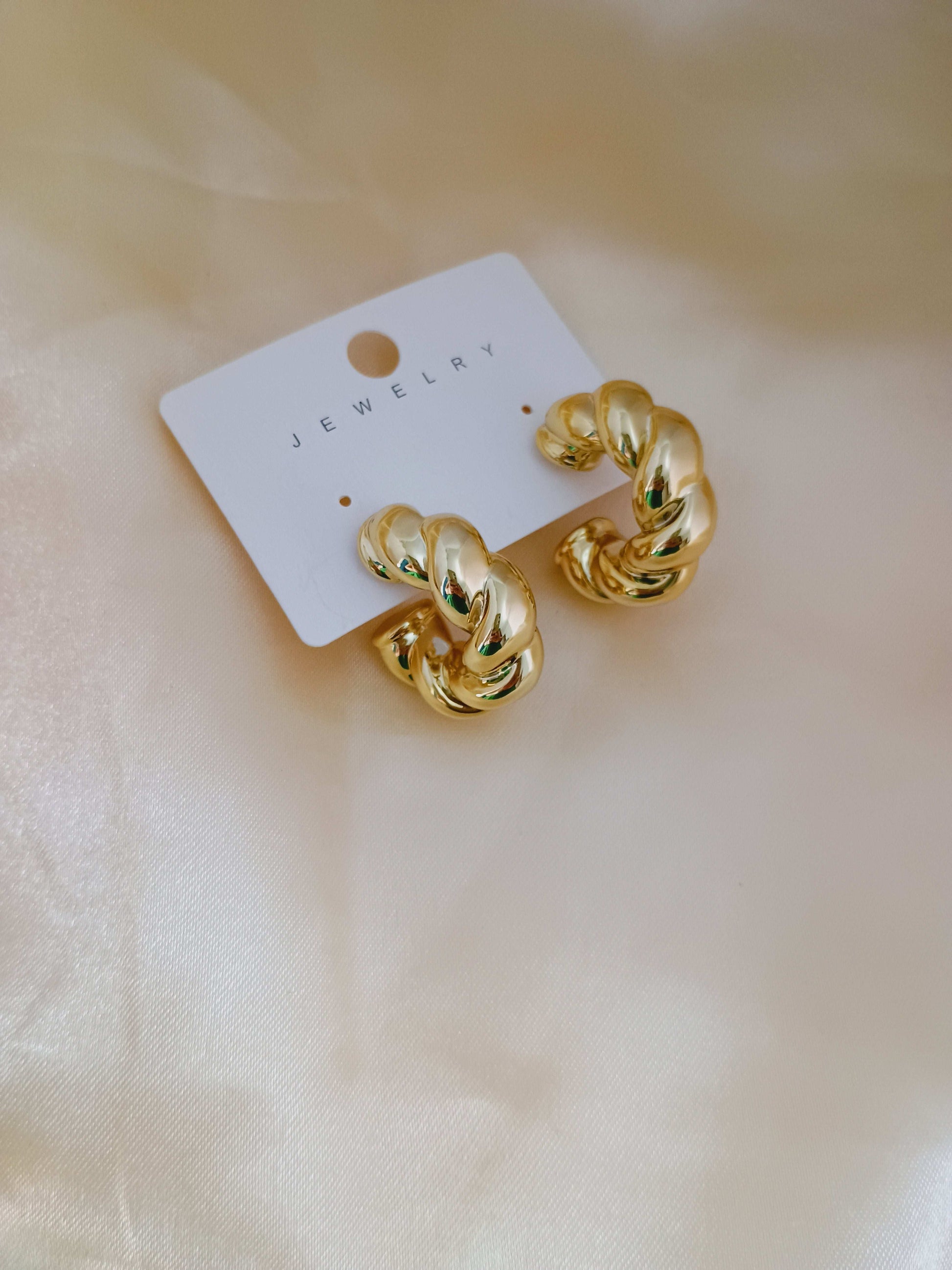 Premium Lightweight Golden Swirl Earring Hoops- Fancy Earrings - Urban Era Jewel