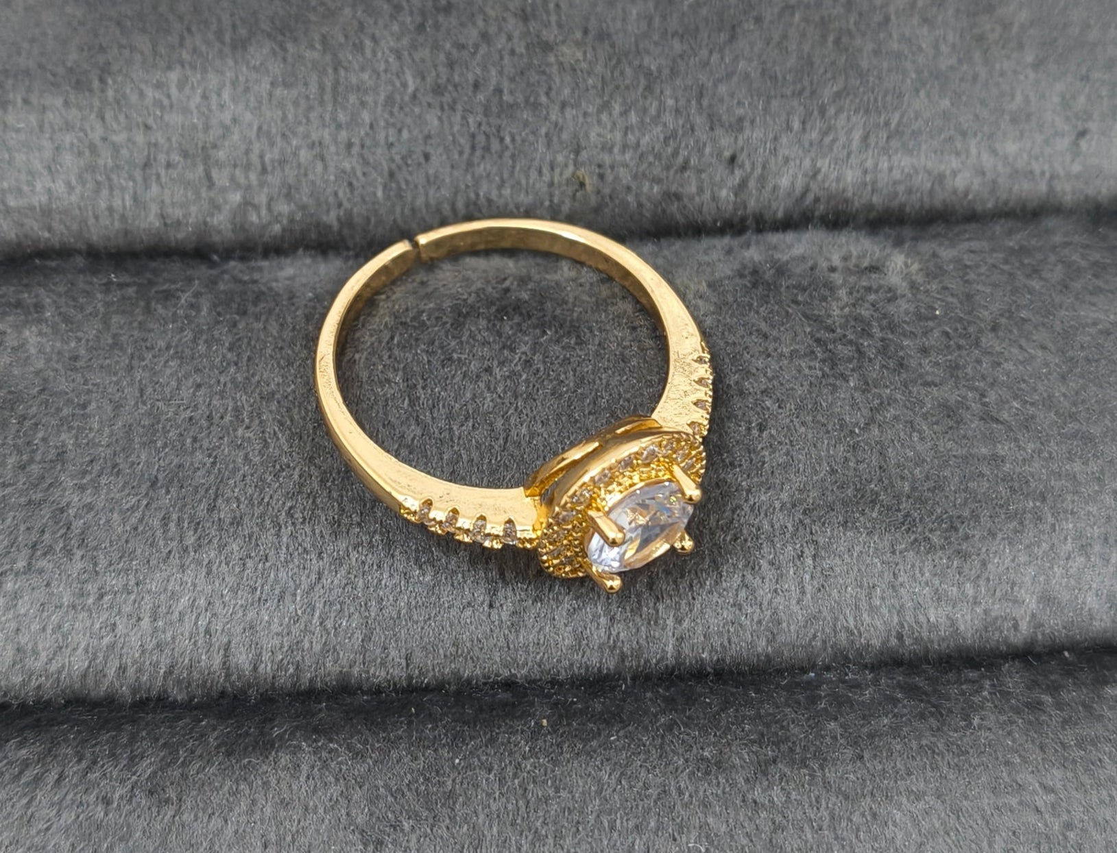 Premium Quality Adjustable Engagement Proposal Ring