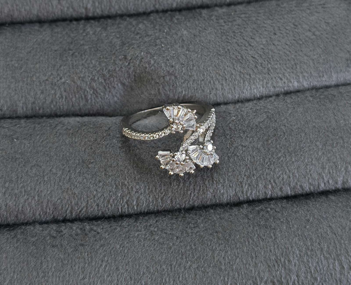 Premium Quality Silver Dazzling Floral Front Open Ring