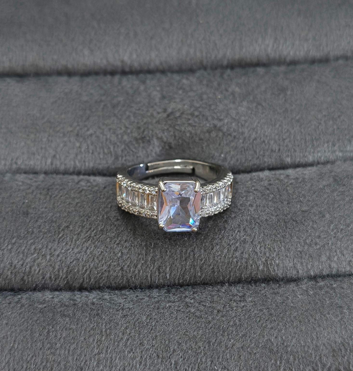 Premium Quality Silver Engagement Band Ring