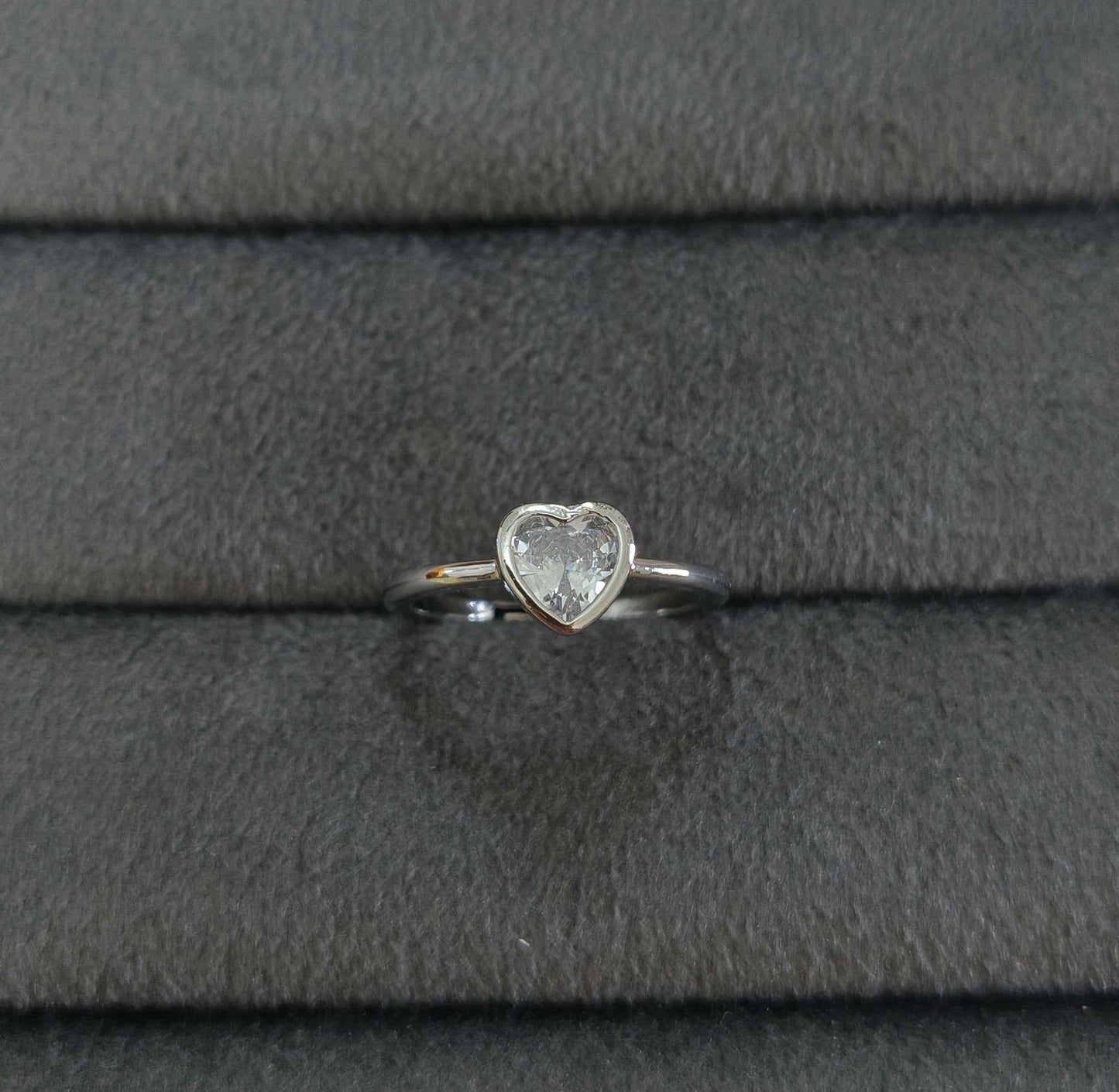 Premium Quality Sparkling Heart Stone Ring Silver Plated