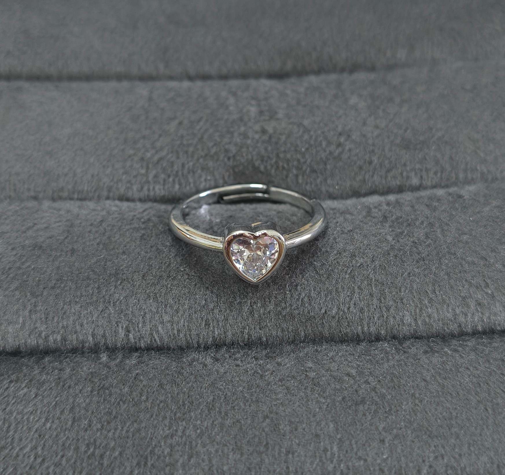 Premium Quality Sparkling Heart Stone Ring Silver Plated