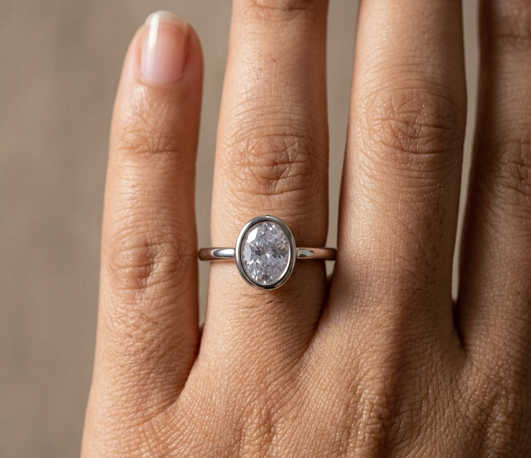 Premium Quality Sparkling Oval Stone Ring Silver Plated