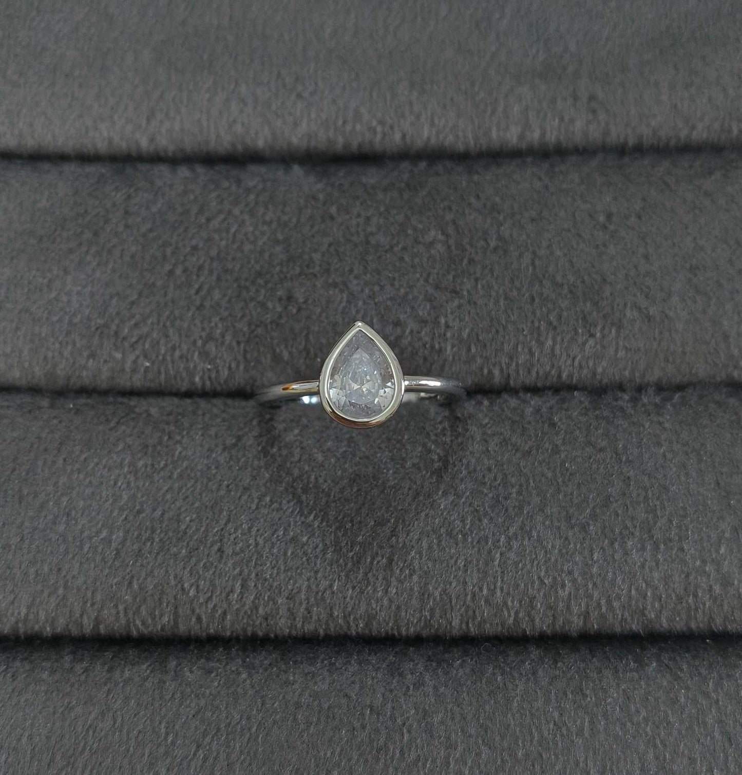 Premium Quality Sparkling Pear Cut Stone Ring Silver Plated