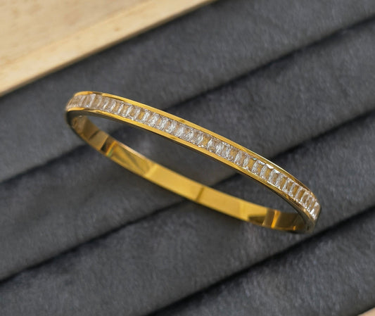 Premium Stone Studded 18K Gold Plated Bracelet