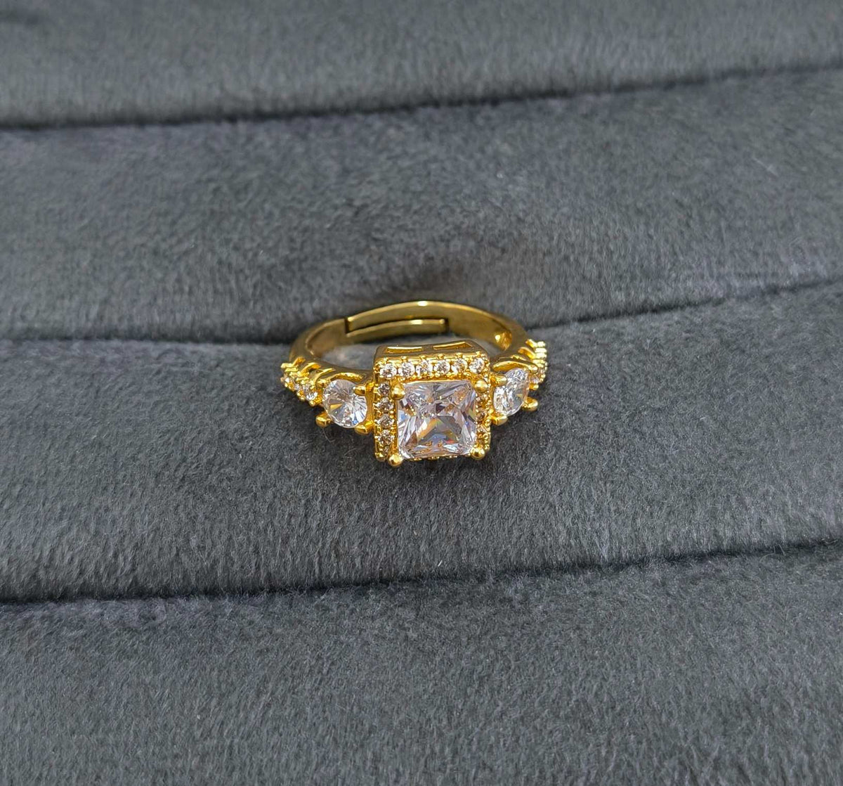 Quartz Flower Stone Studded Adjustable 18K Gold Plated Ring