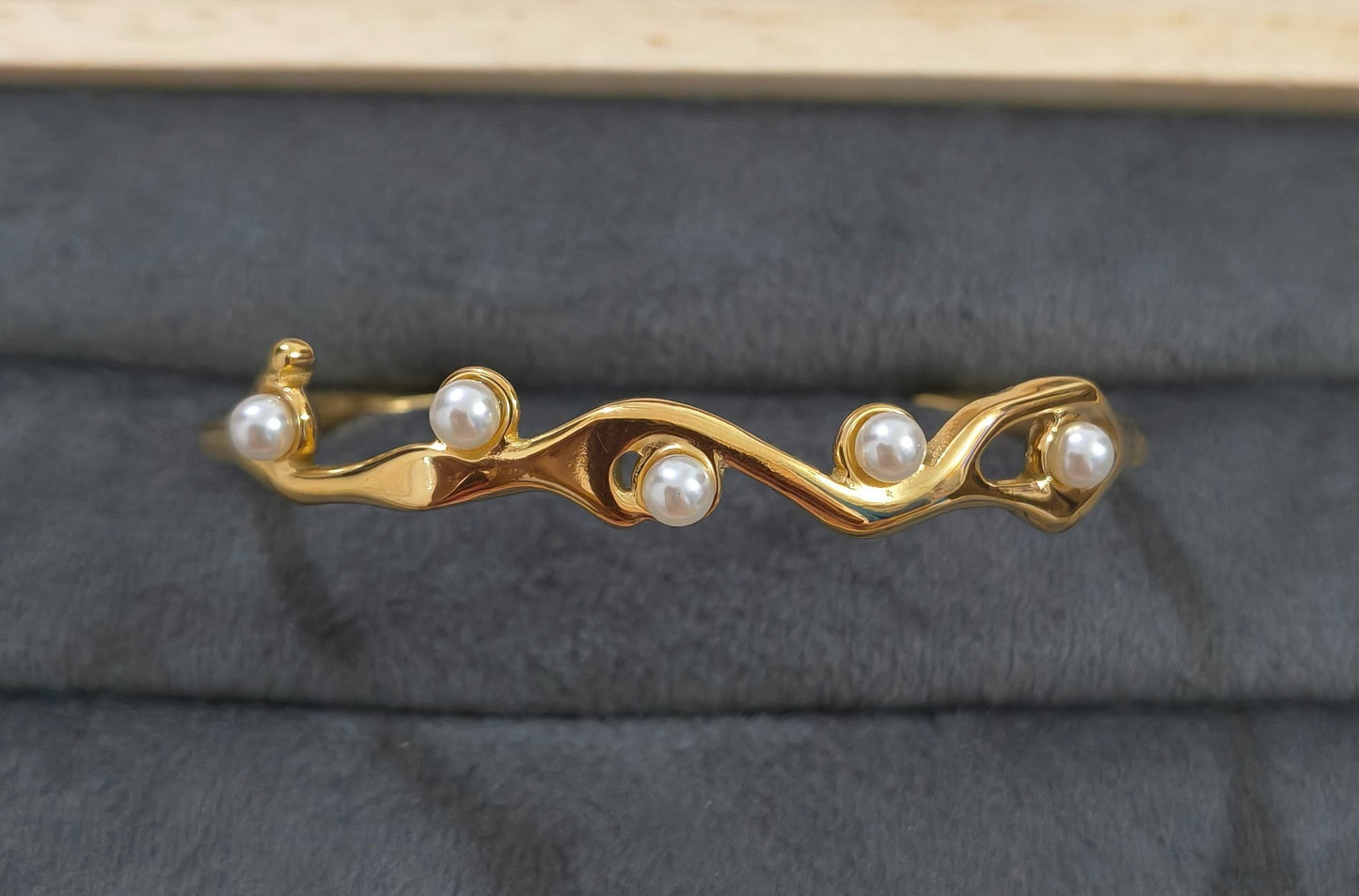 Shiny Pearl Studded Bracelet Bangle 18K Gold Plated